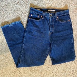 Levi’s Wedgie Straight Raw Hem Jeans
